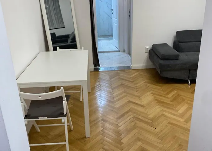 דירה Luxury In Victoriei Bulevard בוקרשט