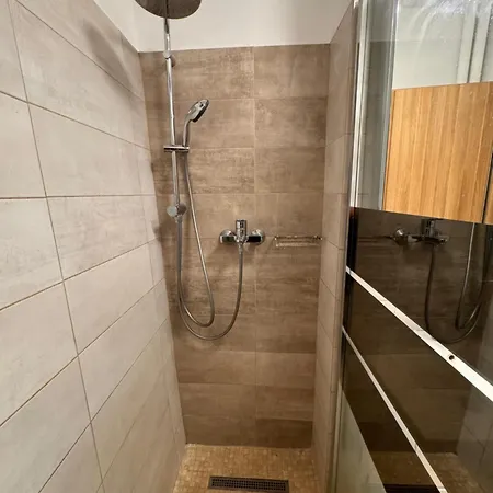 Luxury In Victoriei Bulevard Bucharest