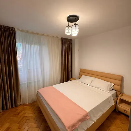 Luxury In Victoriei Bulevard Apartment Bucharest